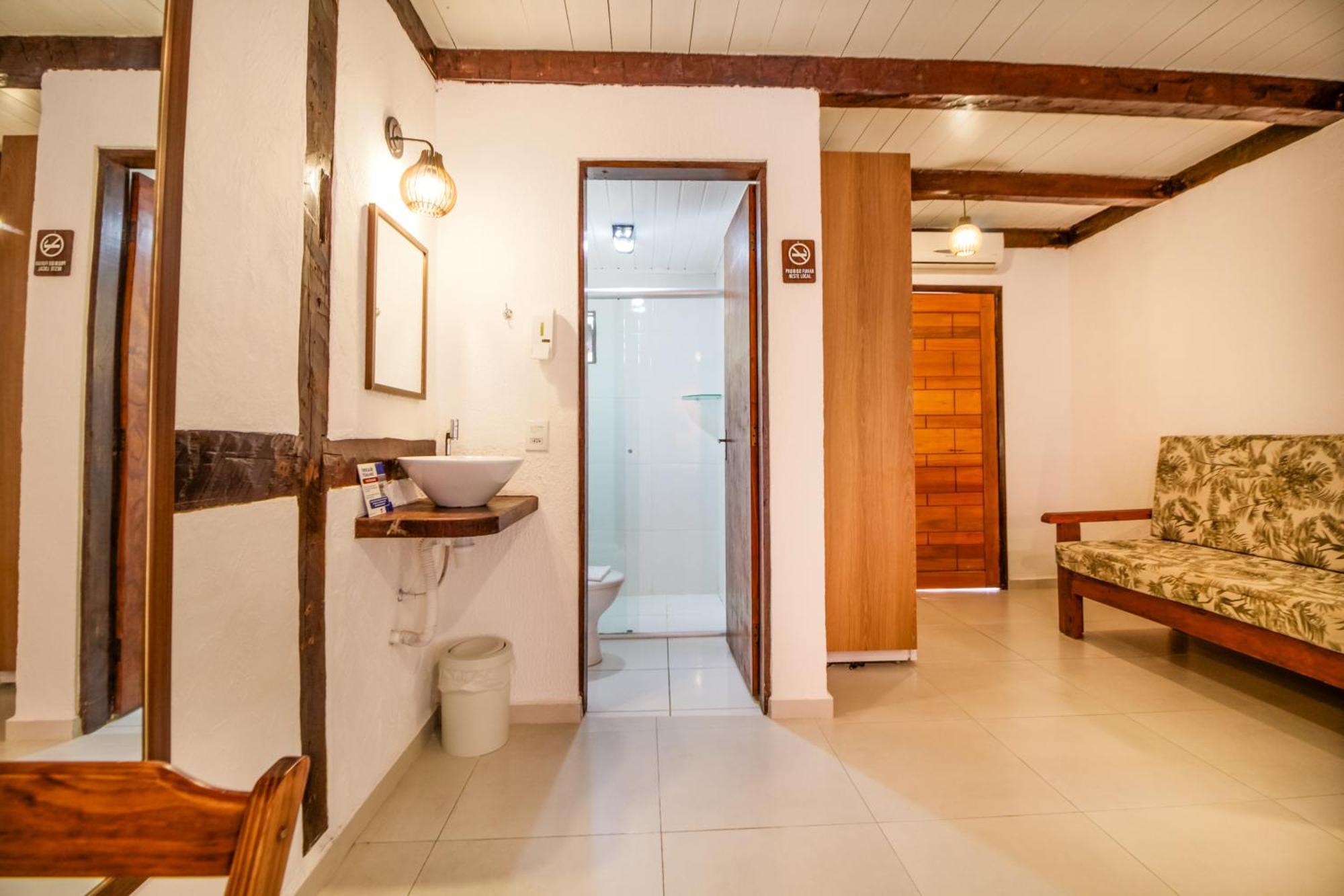 Velinn Pousada Canoa Ilhabela Ruang foto